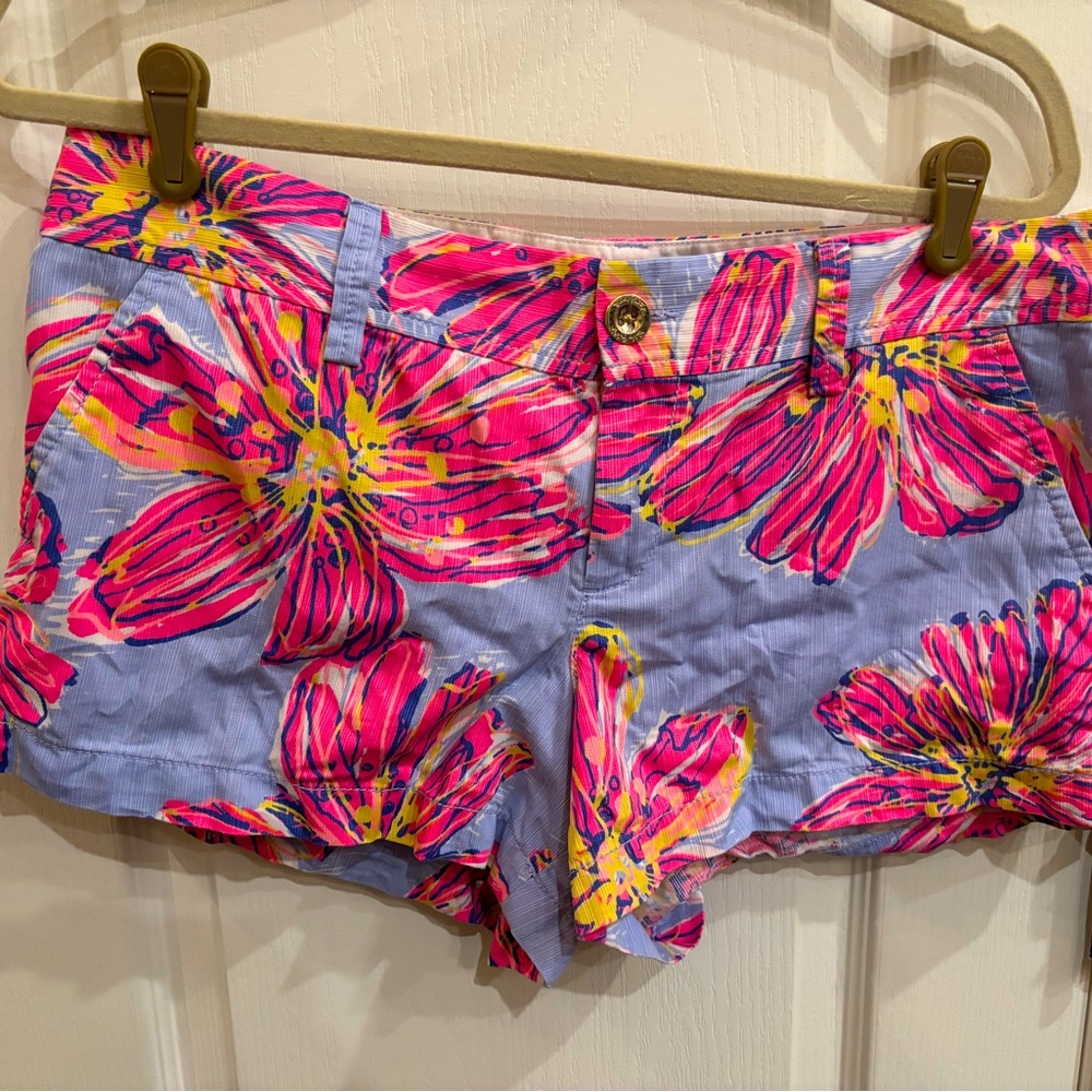 Lilly Pulitzer Walsh shorts HTF party girl purple dahlia print size 12!